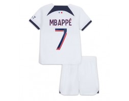 Lacne Dětský Futbalové dres Paris Saint-Germain Kylian Mbappe #7 2023-24 Krátky Rukáv - Preč (+ trenírky)